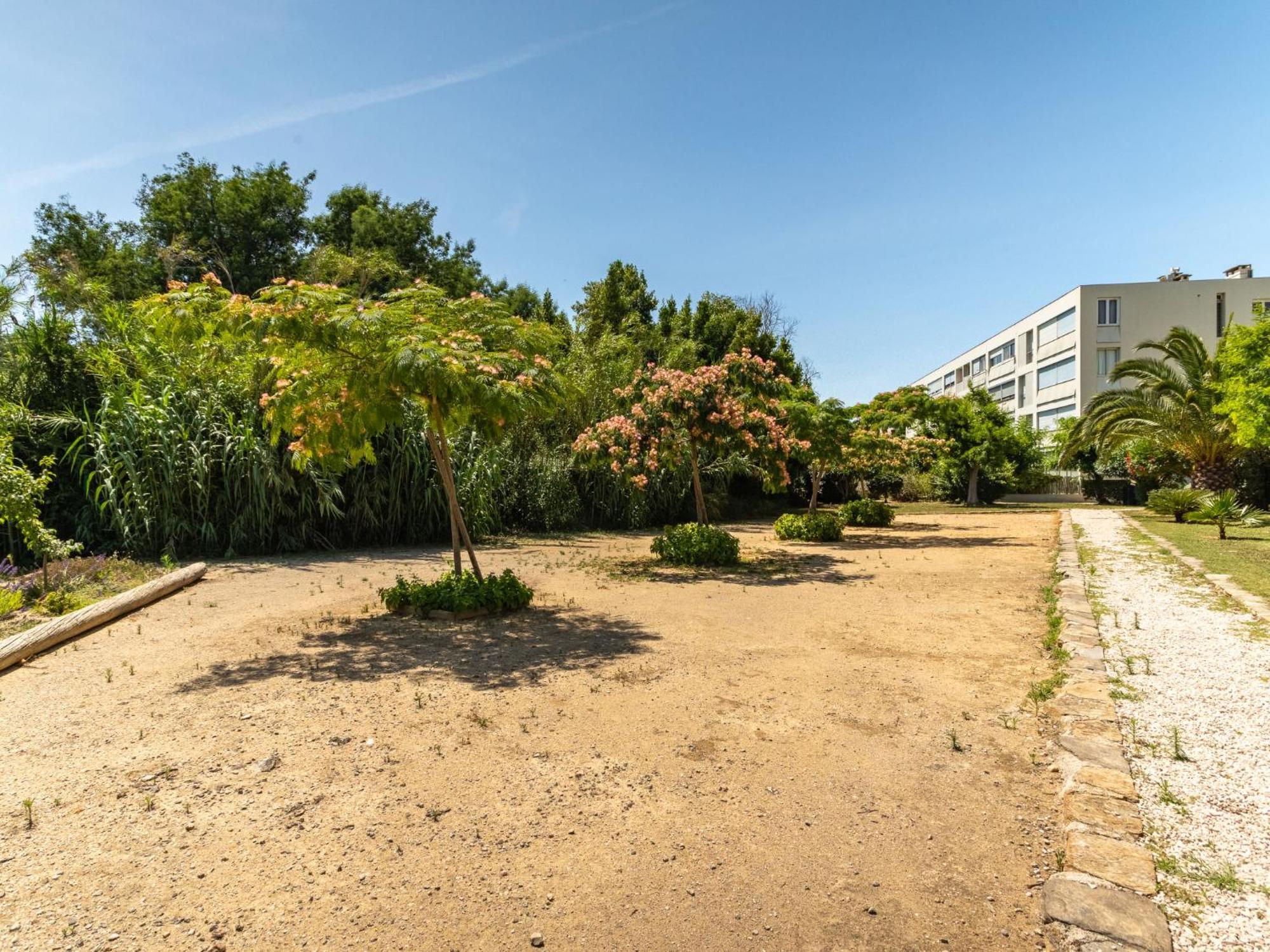 Apartment Les Roses Lauriers By Interhome Le Lavandou Exterior foto